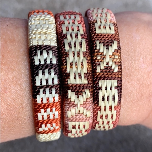 Brazalete made of natural resources by Colombian - Picture 3 of 6